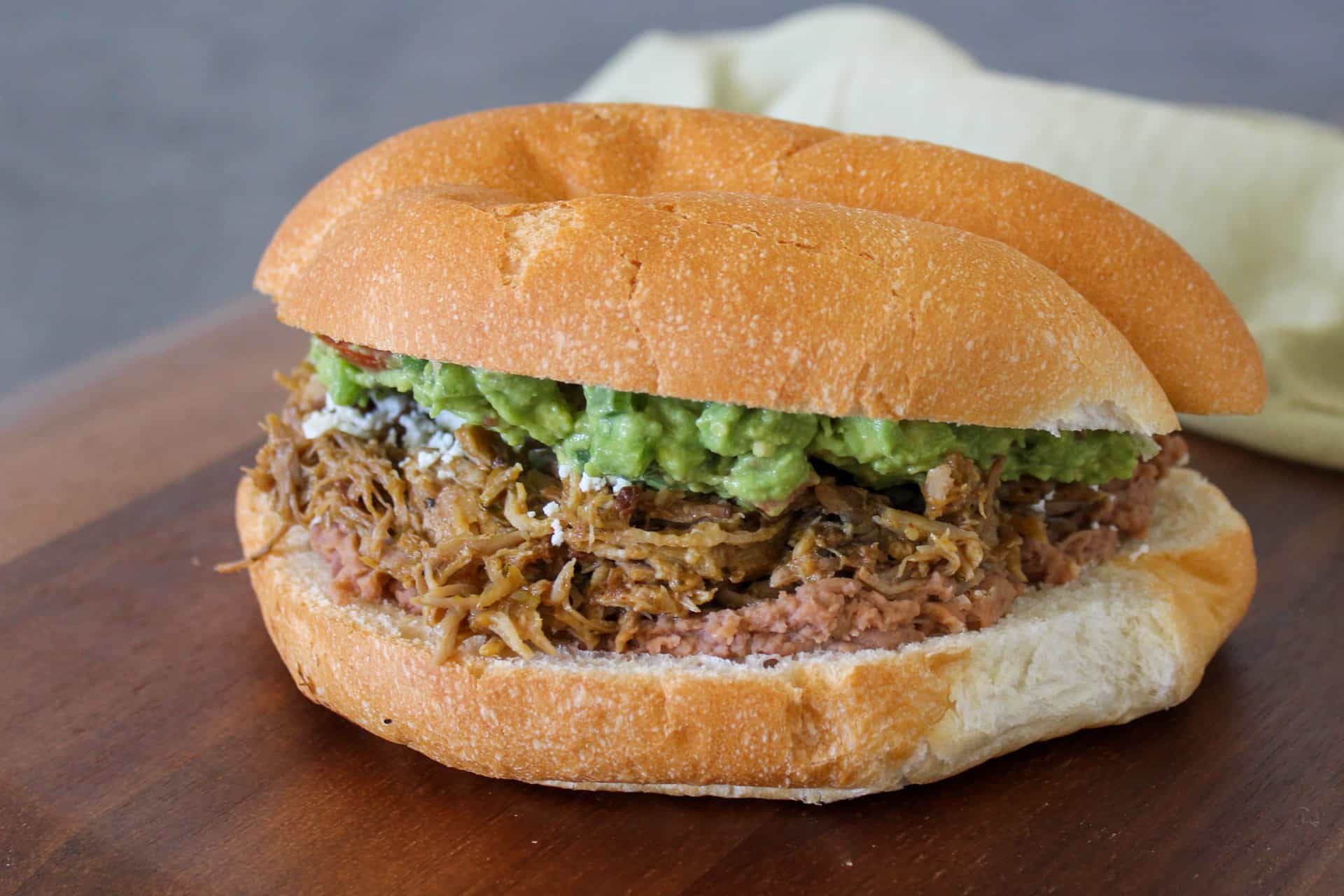 Torta de carnitas